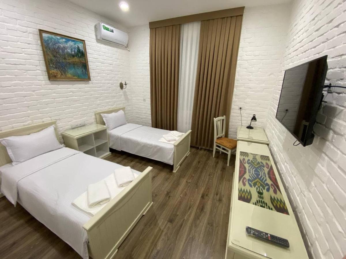 Khan Orda Hotel Ташкент Екстериор снимка