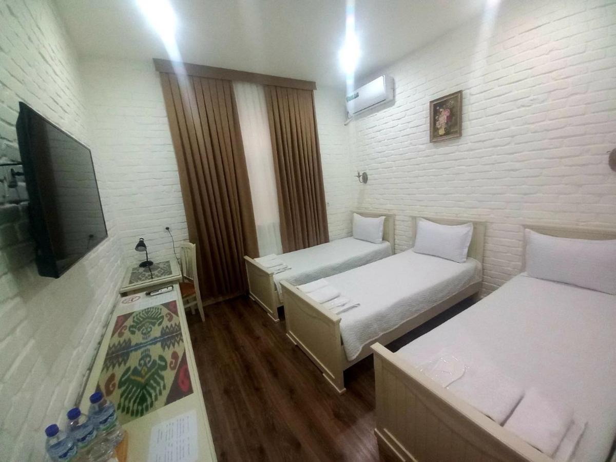 Khan Orda Hotel Ташкент Екстериор снимка